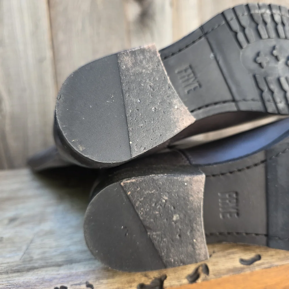 Frye brown distressed